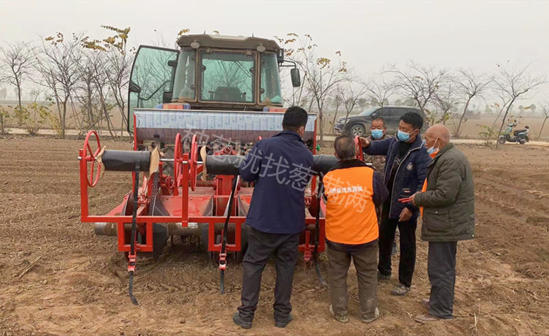四合一開溝機